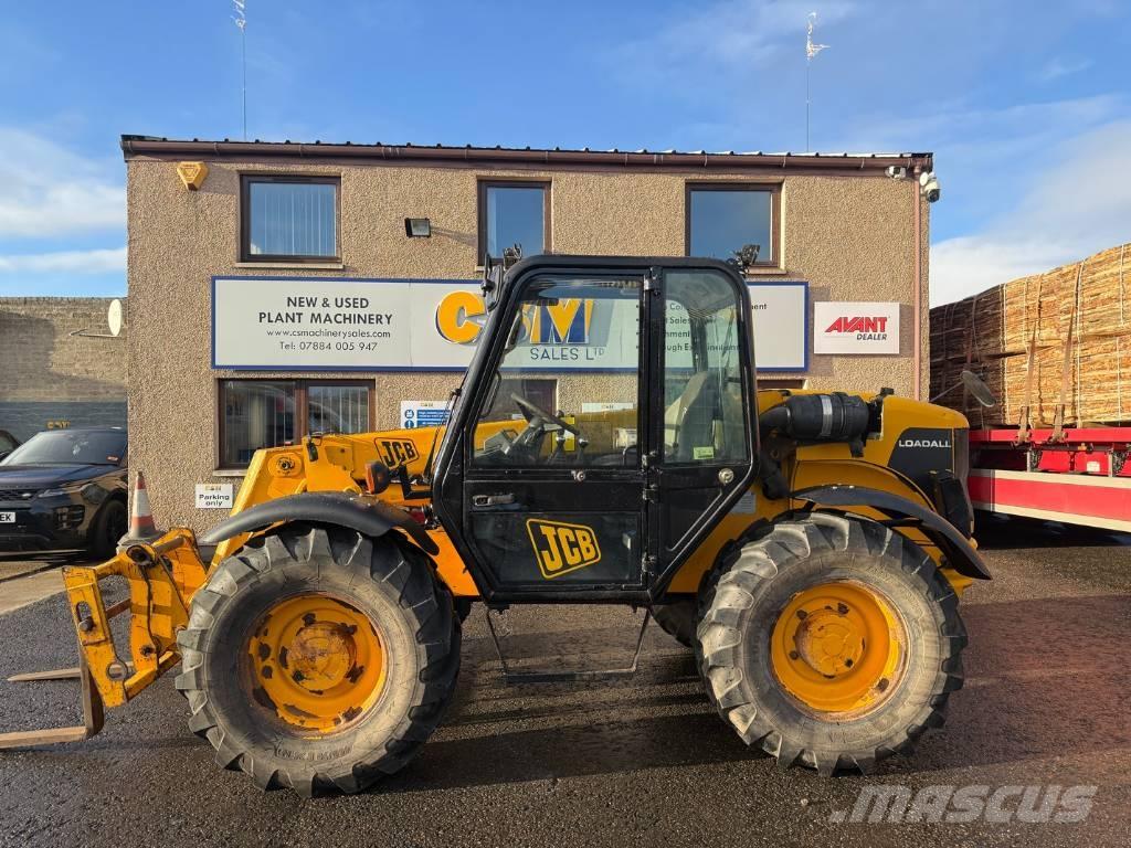 JCB 526 S مناولات متداخلة