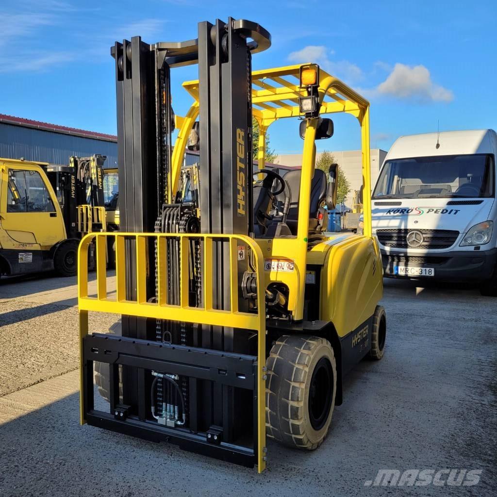 Hyster J 3.5 UT شاحنات ذات رافعات شوكية تعمل بالكهرباء