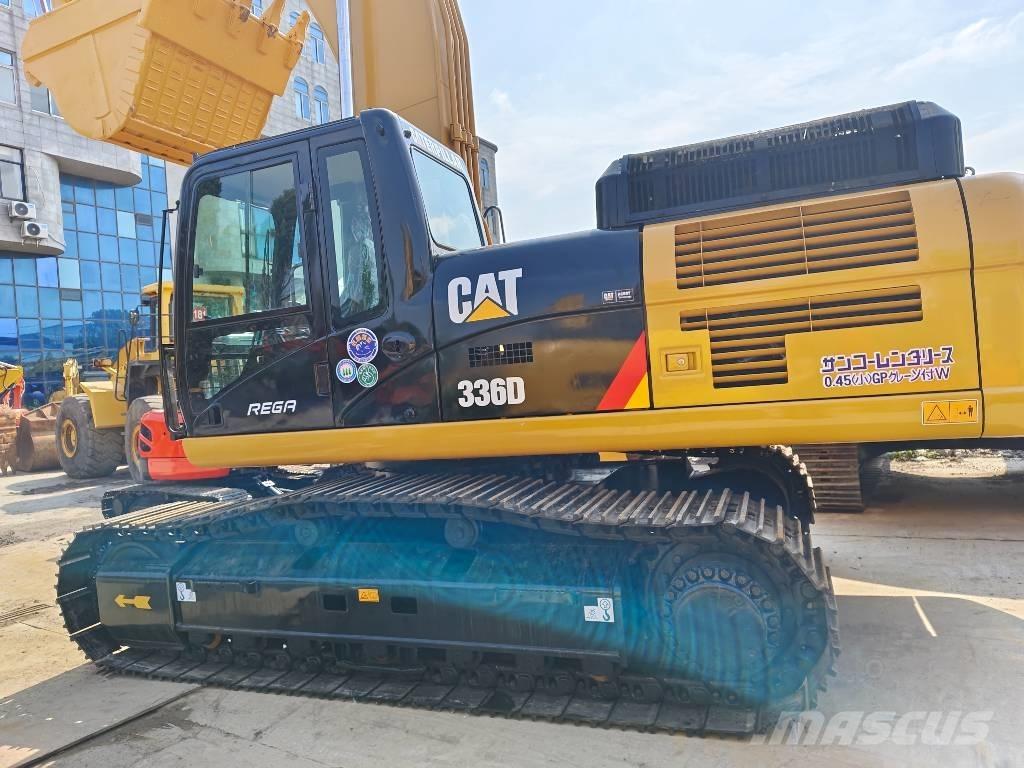 CAT 336 D L حفارات زحافة