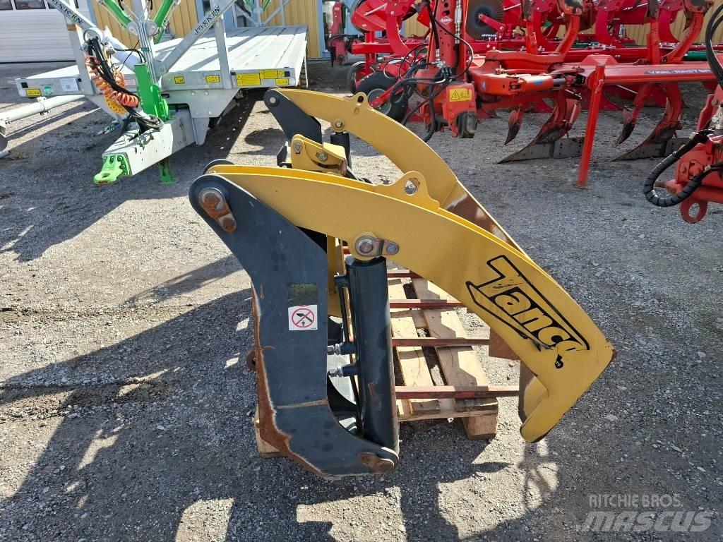 Tanco 173 Bale Shear آلات تمزيق الحزم وتقطيعها ونشرها