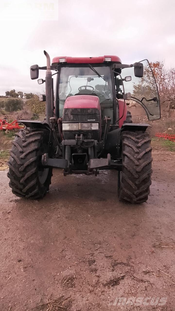 Case IH MXU 135 الجرارات