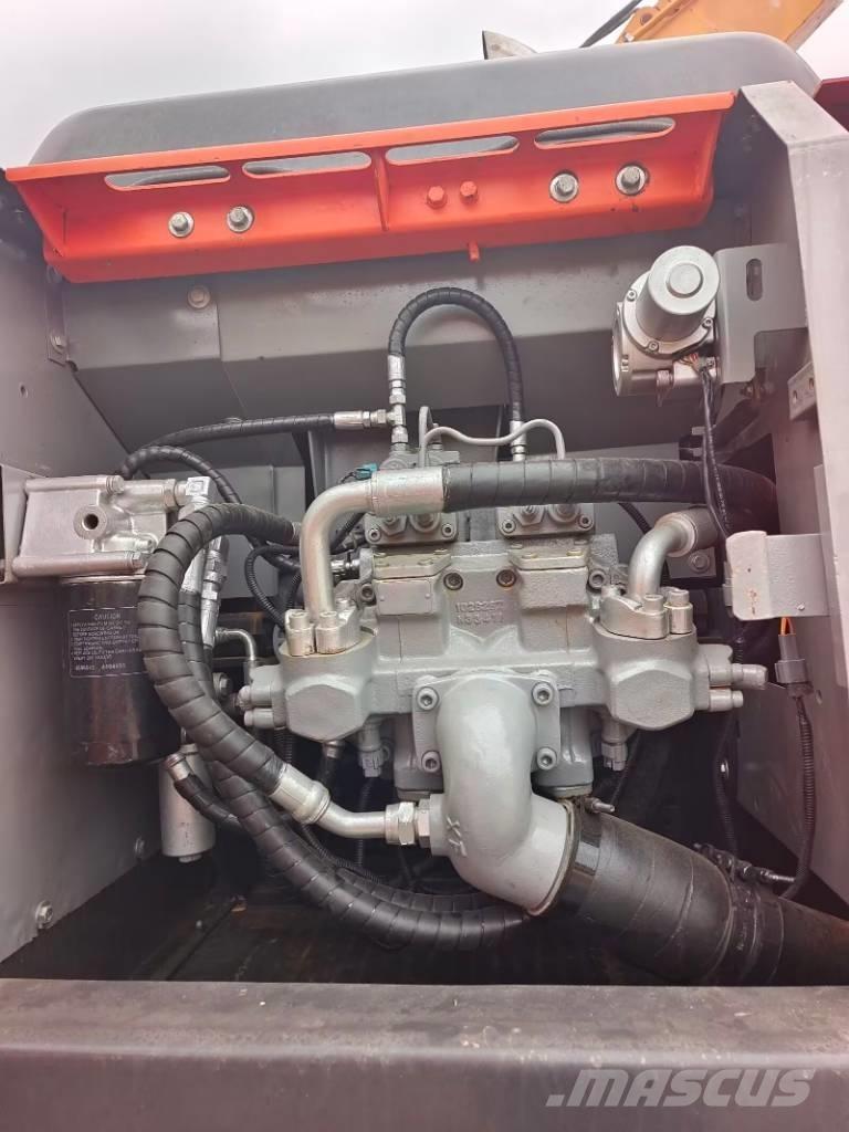 Hitachi 200-3G حفارات زحافة