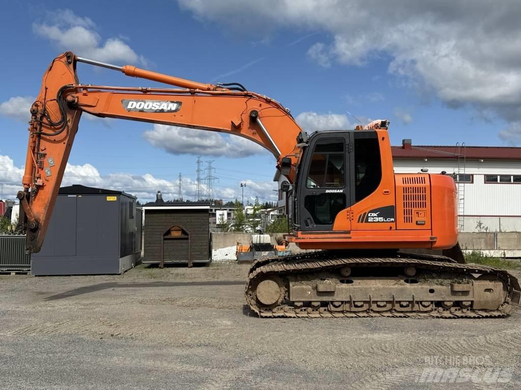 Doosan DX 235 LCR حفارات زحافة