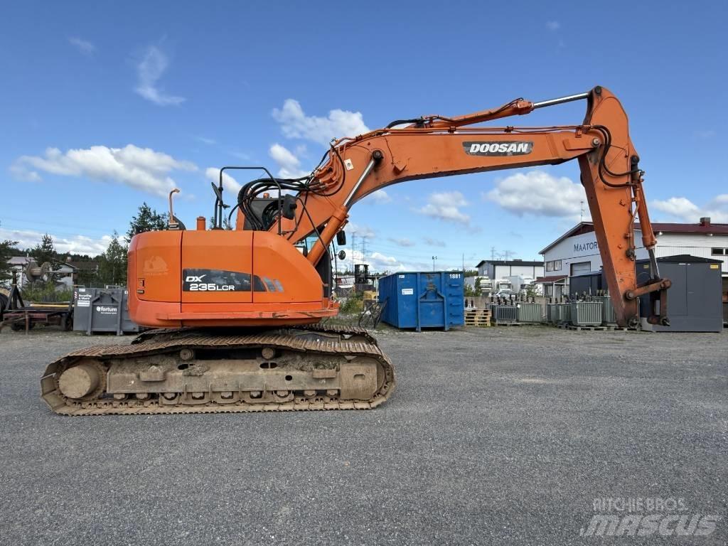 Doosan DX 235 LCR حفارات زحافة