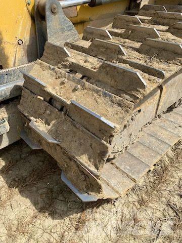 John Deere 750 KLGP بلدوزرات مجنزرة