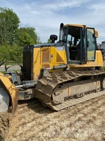 John Deere 750 KLGP بلدوزرات مجنزرة