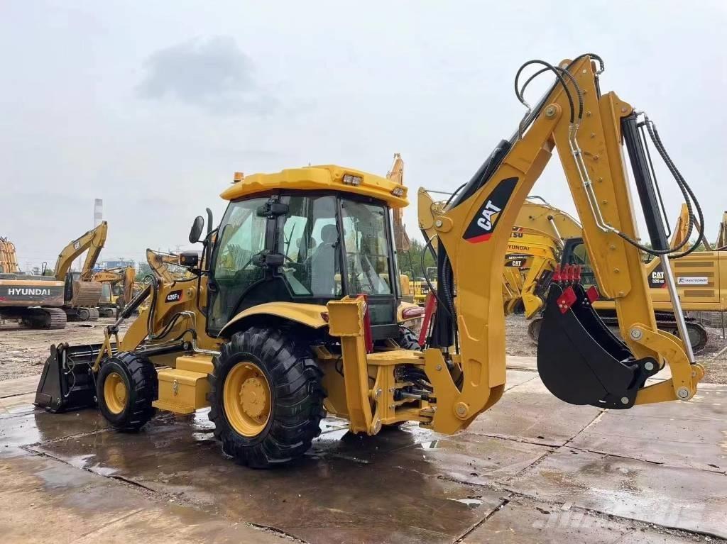 CAT 420 F لوادر ذات جرافات عكسية