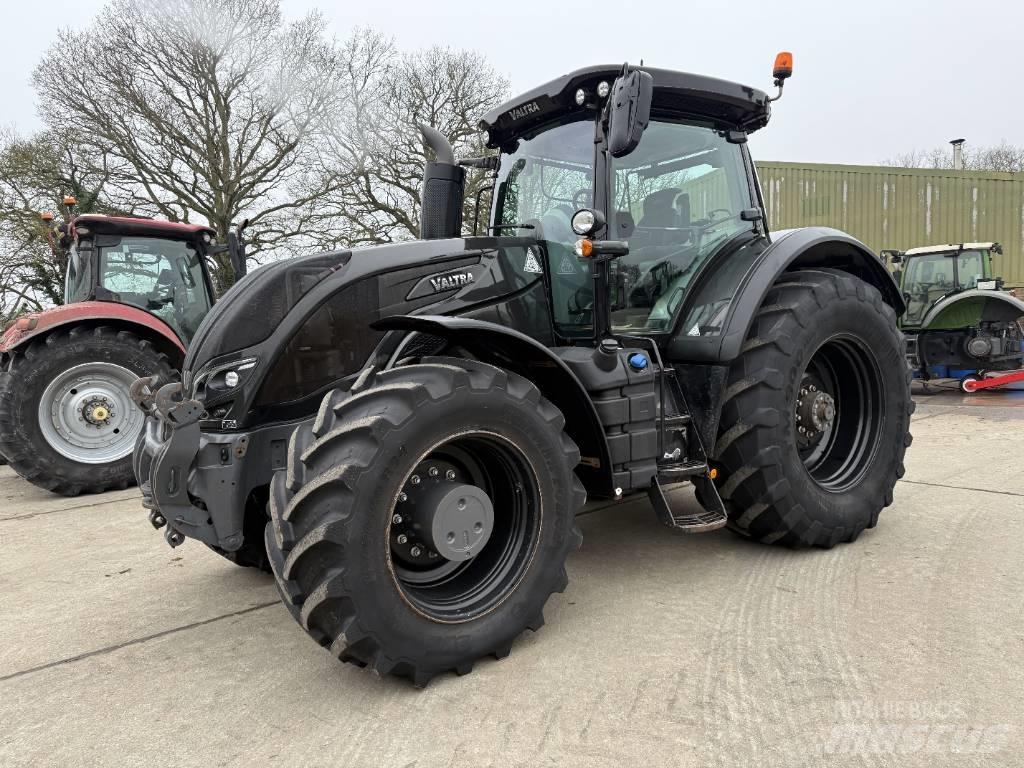 Valtra S 394 الجرارات