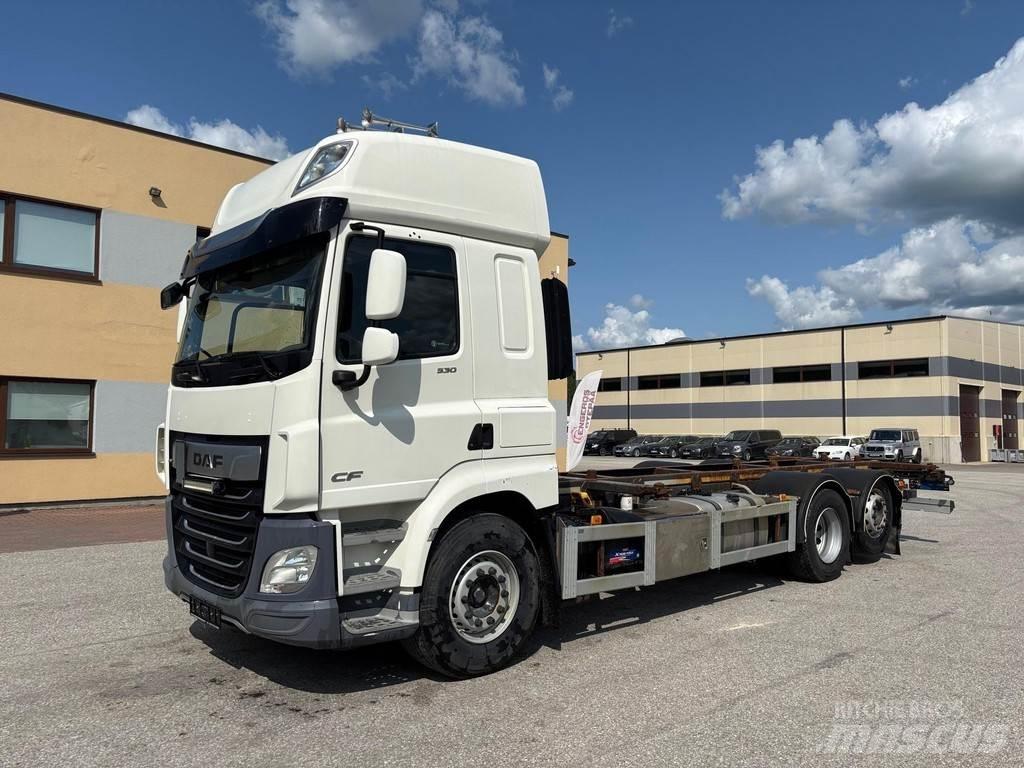 DAF CF 530 6x2 + BDF شاحنات الحاويات
