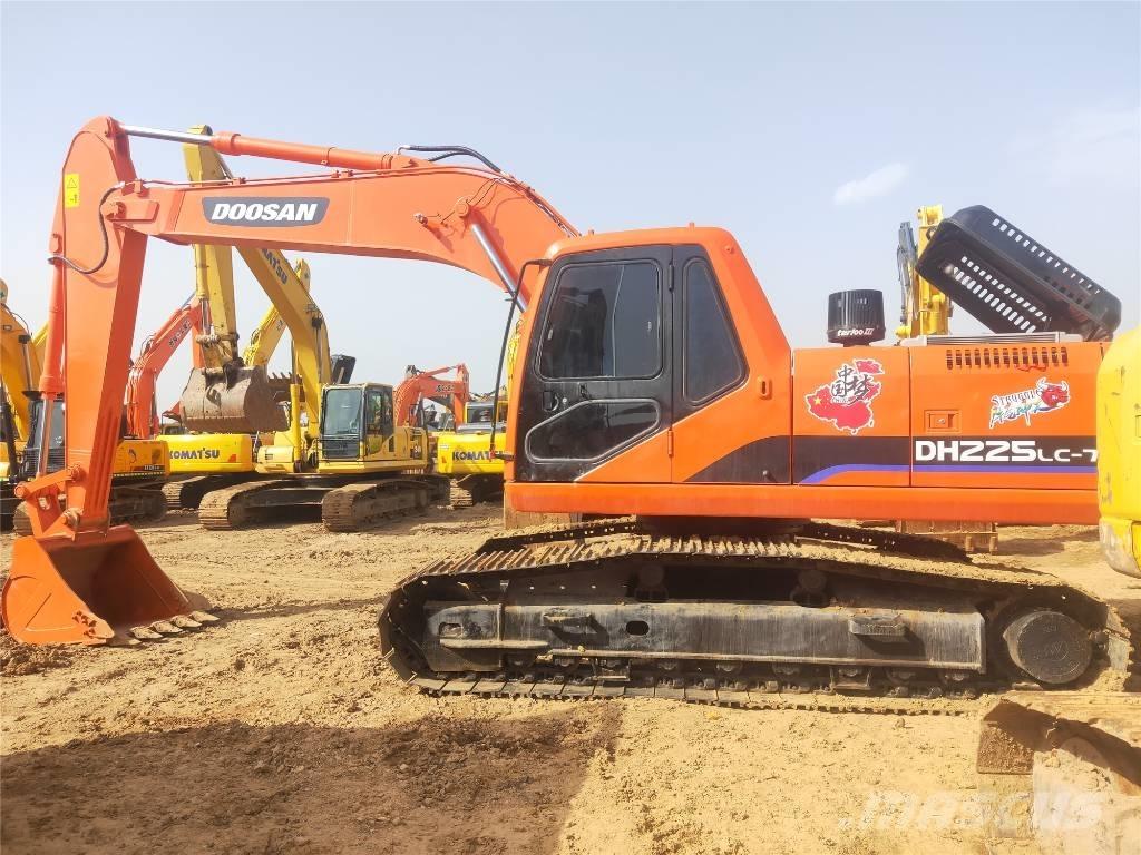 Doosan DH225LC-7 حفارات زحافة