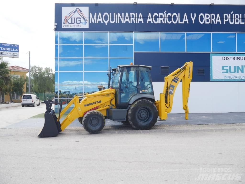 Komatsu WB 97 R لوادر ذات جرافات عكسية