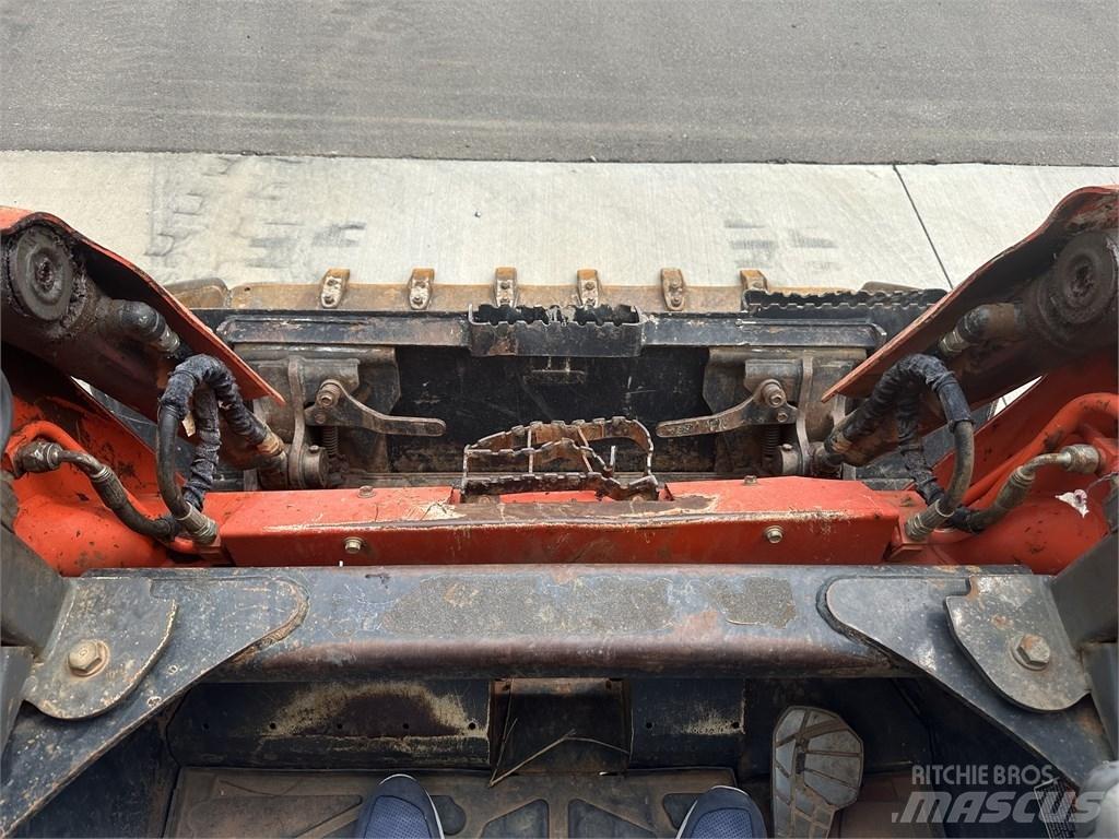 Kubota SVL 75-2 لوادر انزلاقية التوجيه