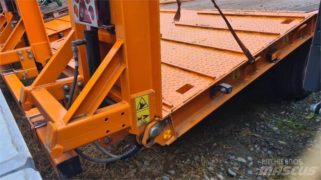 Pronar RC 2100-2 لوادر منخفضة