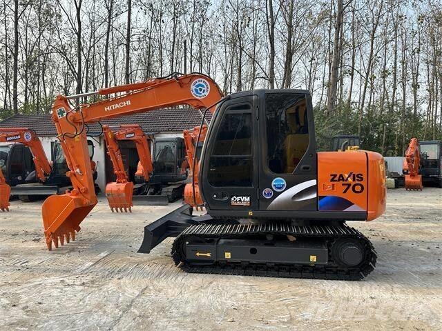 Hitachi ZX70 حفارات زحافة