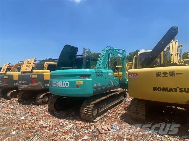 Kobelco SK 140 حفارات زحافة