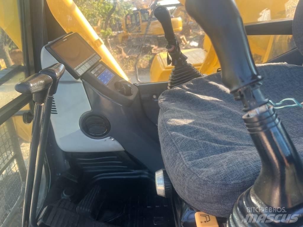 Komatsu PC 450-8 حفارات زحافة