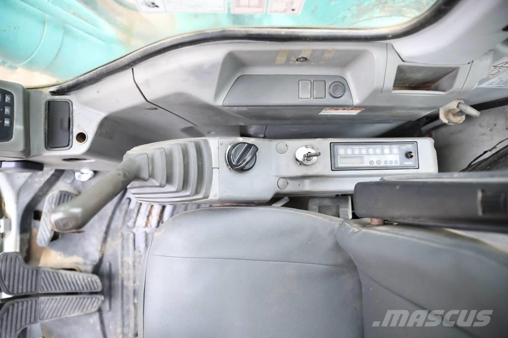 Kobelco SK 200-5 حفارات زحافة