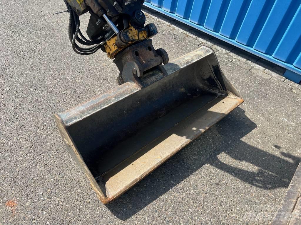 Bobcat E 35z حفارات زحافة
