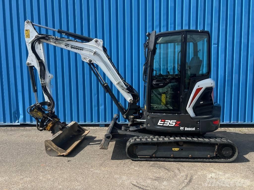 Bobcat E 35z حفارات زحافة