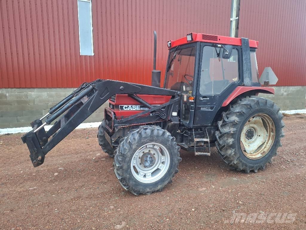 Case IH 885 XL الجرارات