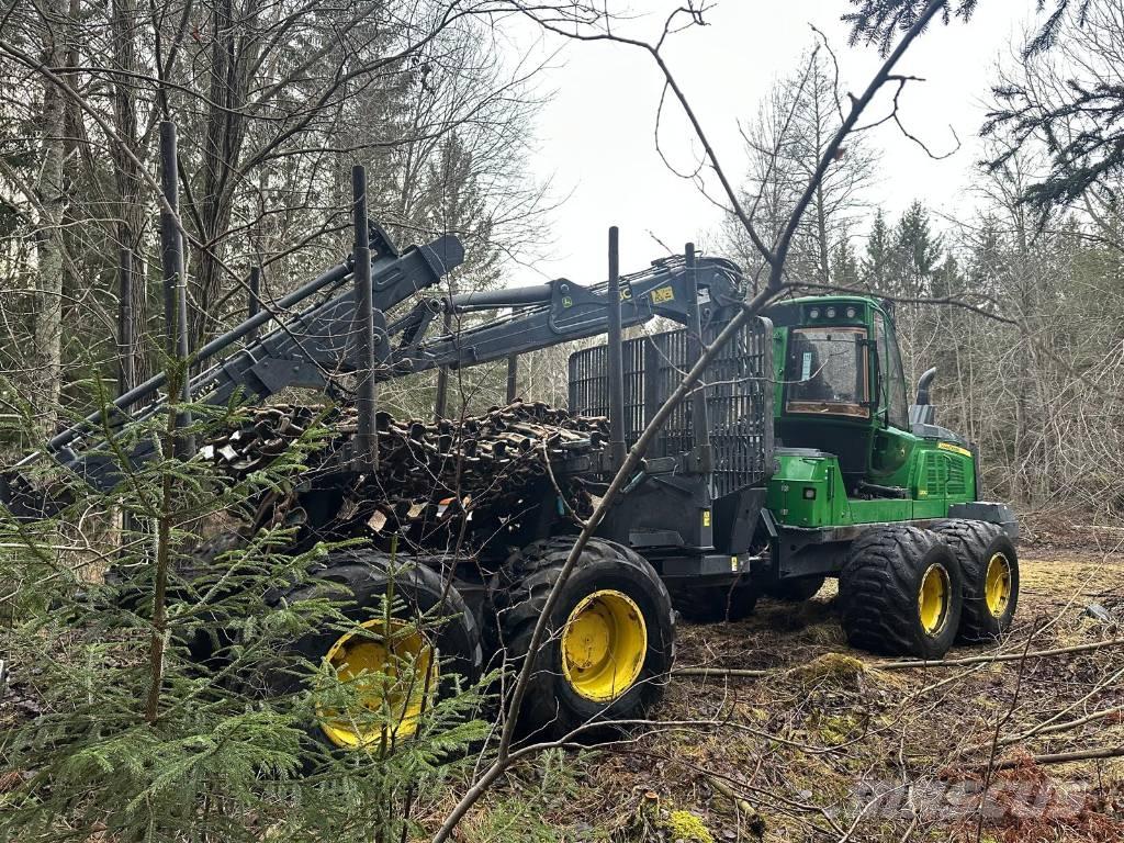 John Deere 1210 G شاحنات