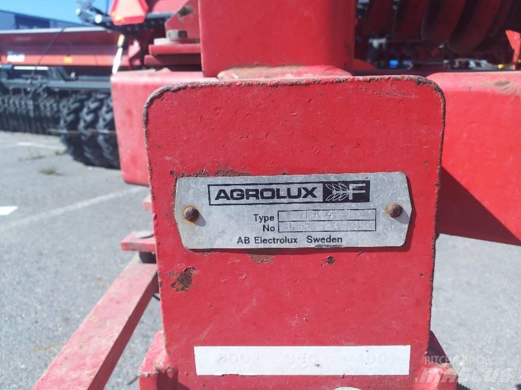 Agrolux AT FK 487 محاريث تقليدية