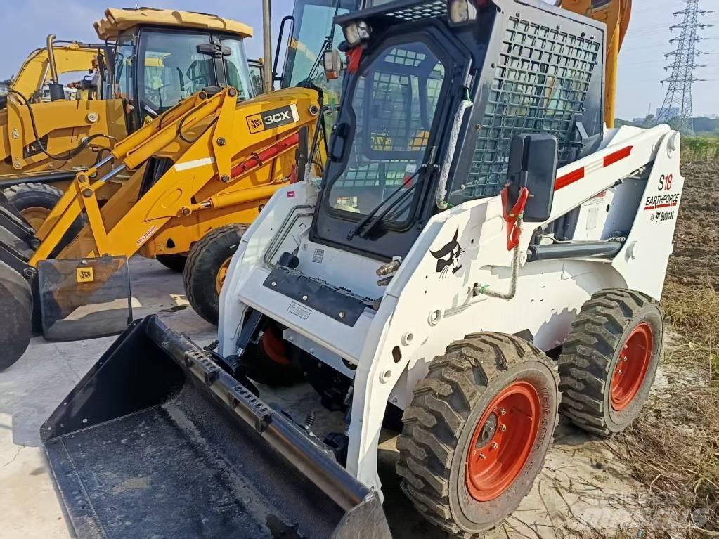 Bobcat S18 لوادر انزلاقية التوجيه
