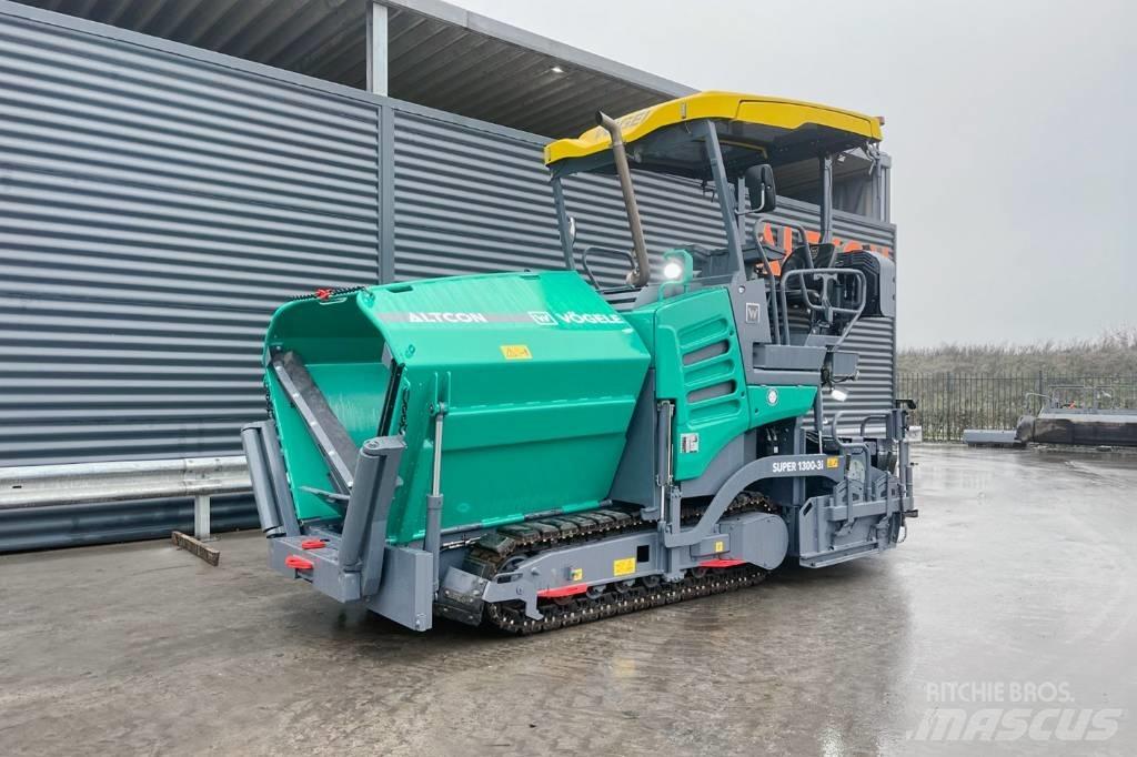 Vögele SUPER 1300-3I معدات السفلتة