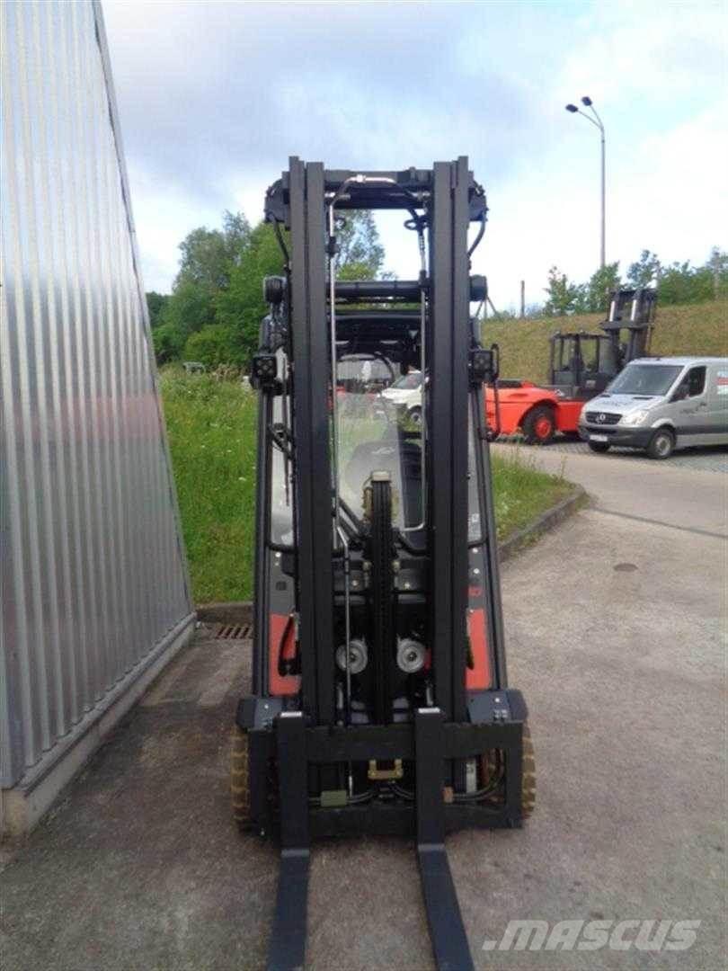 Linde E20PH شاحنات ذات رافعات شوكية تعمل بالكهرباء