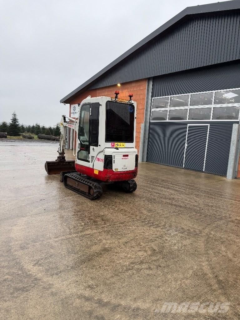 Takeuchi TB 016 حفارات صغيرة أقل من 7 طن (حفارات صغيرة)