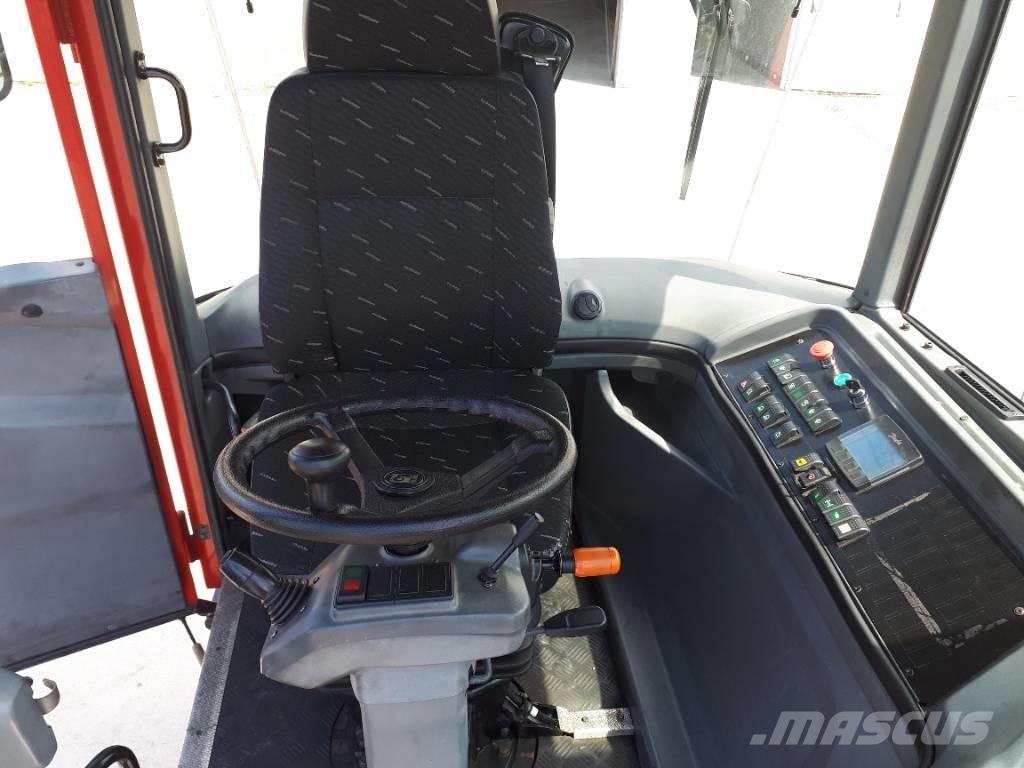 Kalmar TR618i جرارات صالات المطارات