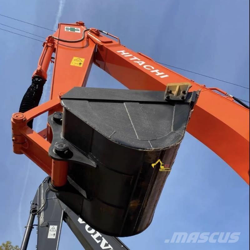 Hitachi 200-3G حفارات زحافة