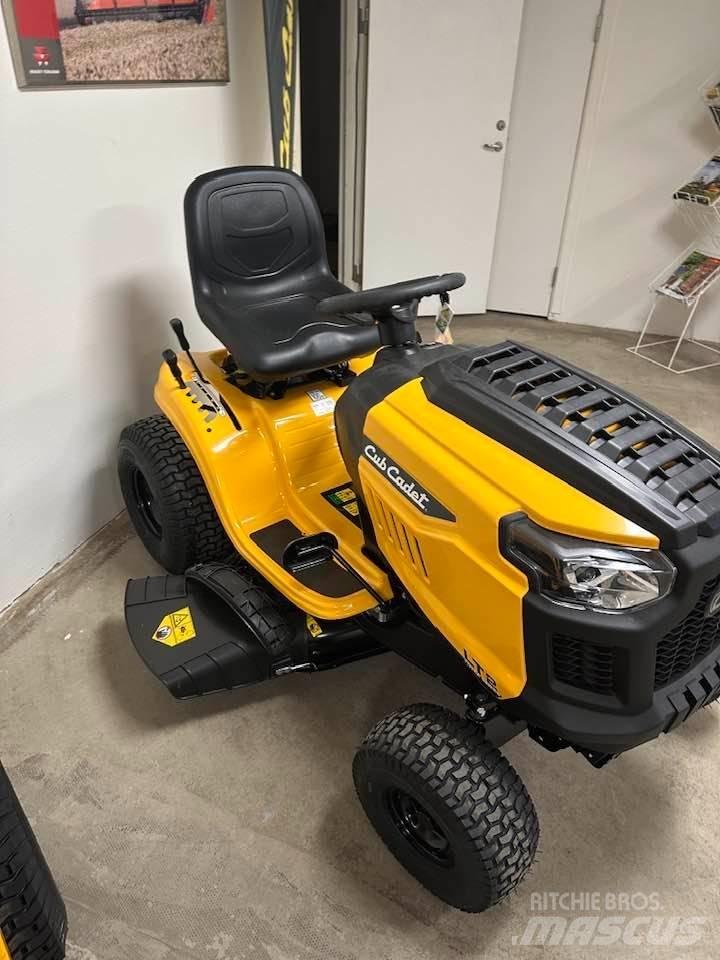 Cub Cadet LT 2 NS92 ركوب الحشائش