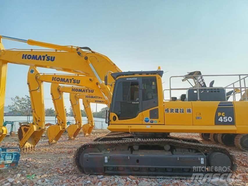 Komatsu PC 450-8 حفارات زحافة