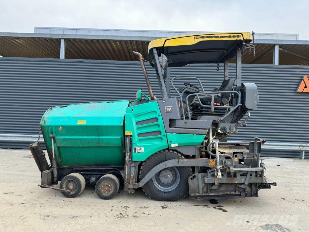 Vögele SUPER 1303-3I معدات السفلتة