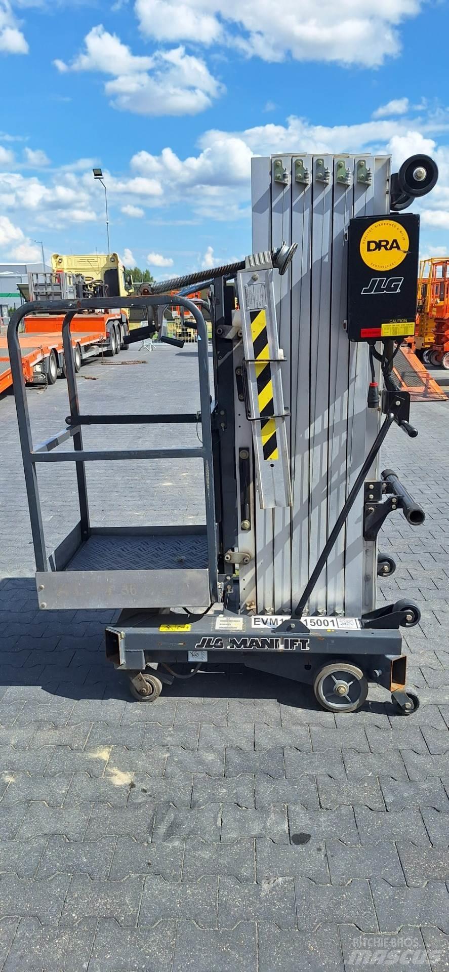 JLG 30AMAC رافعات ومنصات أخرى