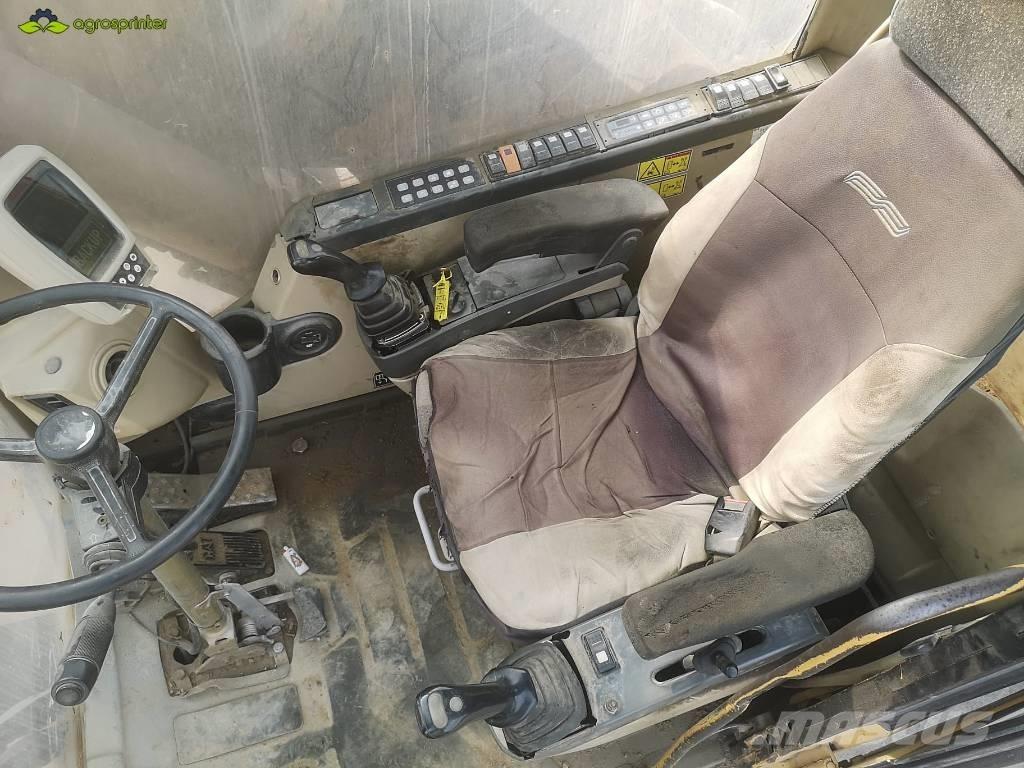CAT M 322 C MH مناولات المخلفات / مناولات صناعية