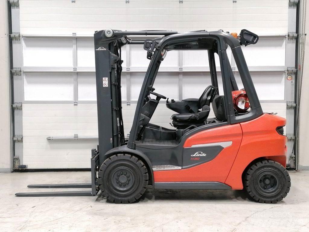 Linde H30T-01 شاحنات LPG