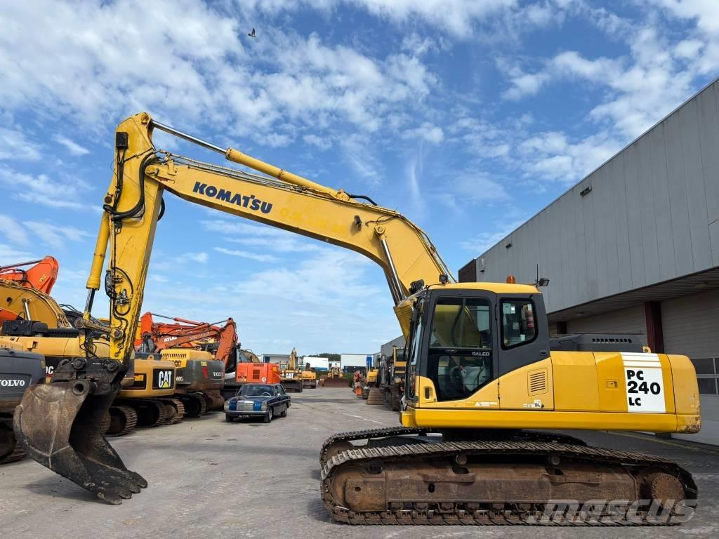 Komatsu PC 240 LC-7 حفارات زحافة