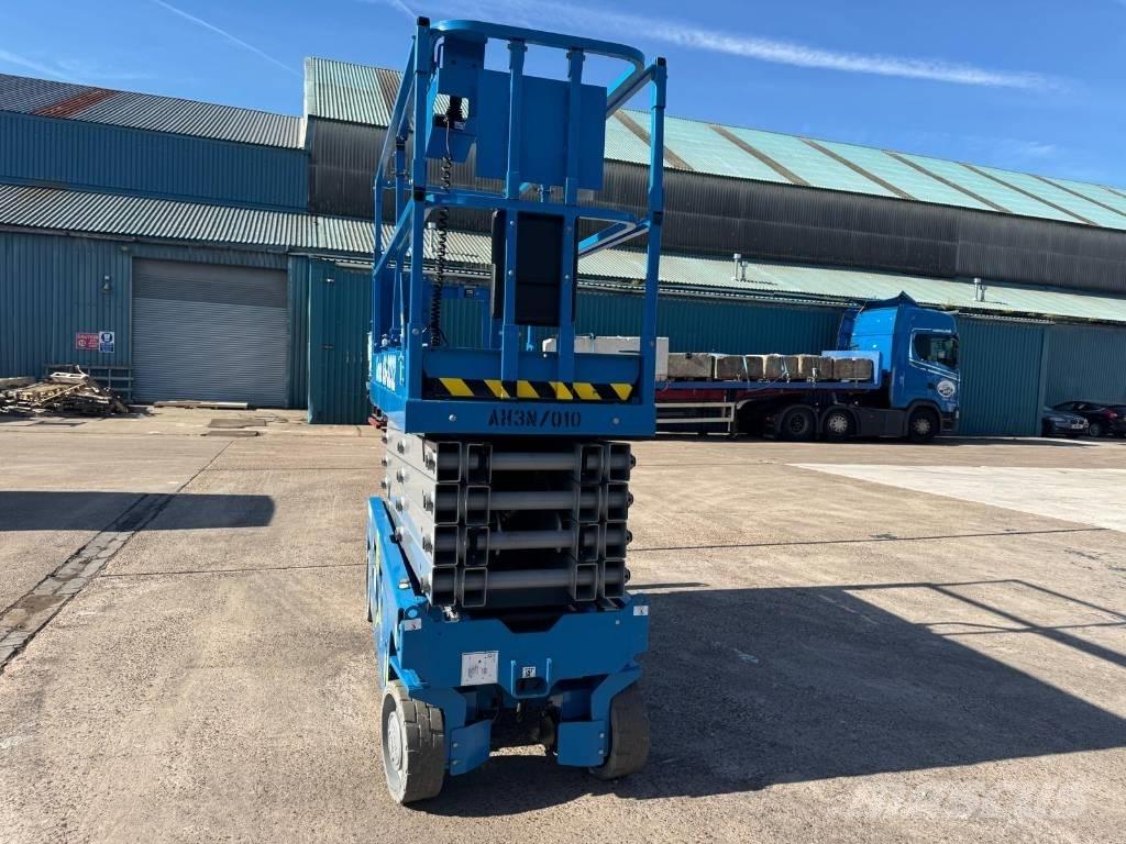 Genie GS 3232 رافعات مقصية الشكل