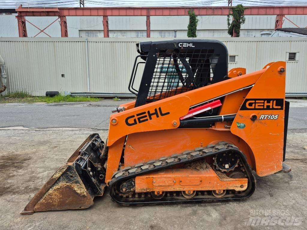 Gehl RT 105 لوادر انزلاقية التوجيه