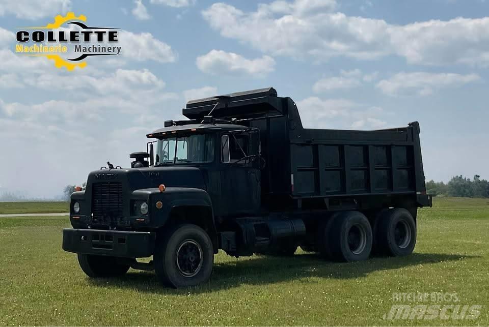 Mack R 688 ST وحدات الجر