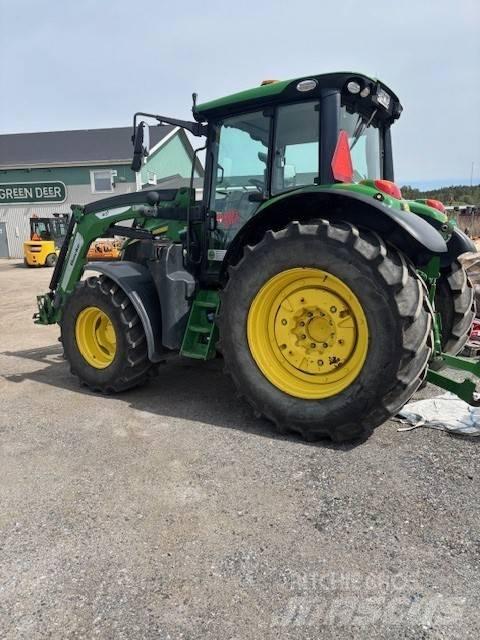 John Deere 6120 M الجرارات
