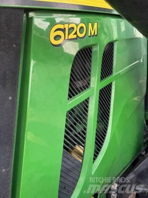 John Deere 6120 M الجرارات