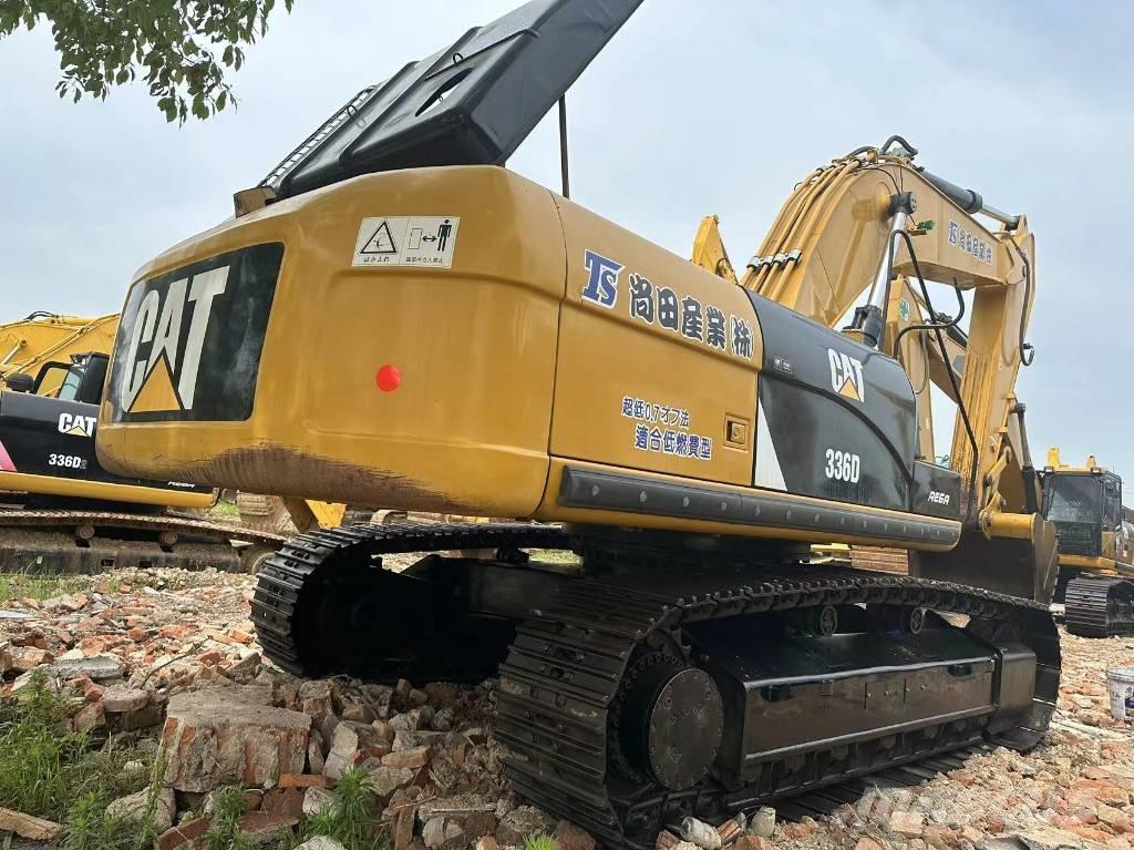 CAT 336 D حفارات زحافة