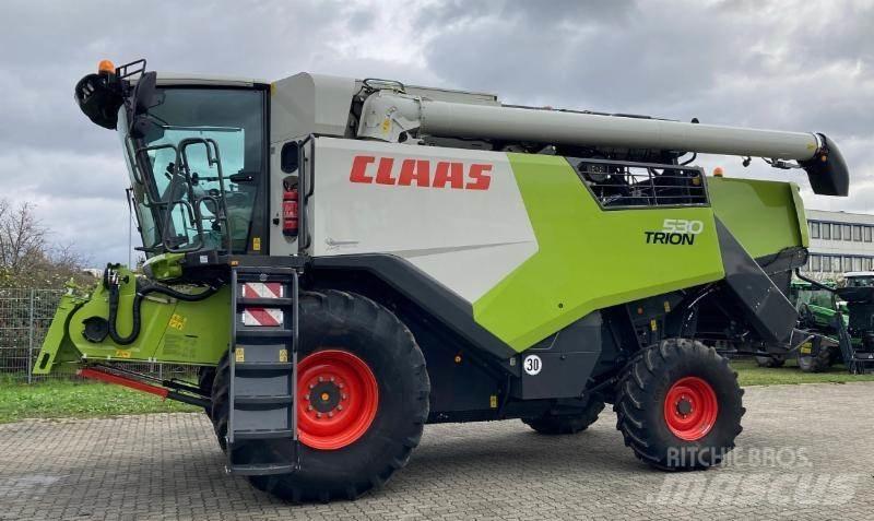 CLAAS TRION 530 حصادات