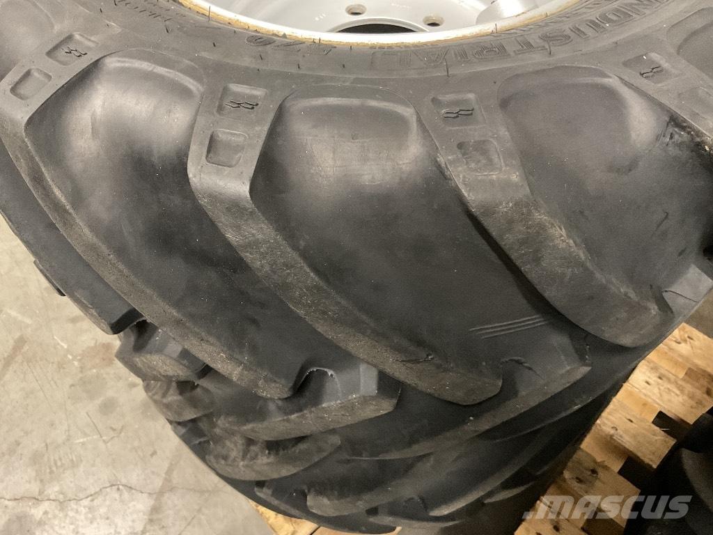 Alliance 425/55R-17 الإطارات والعجلات والحافات