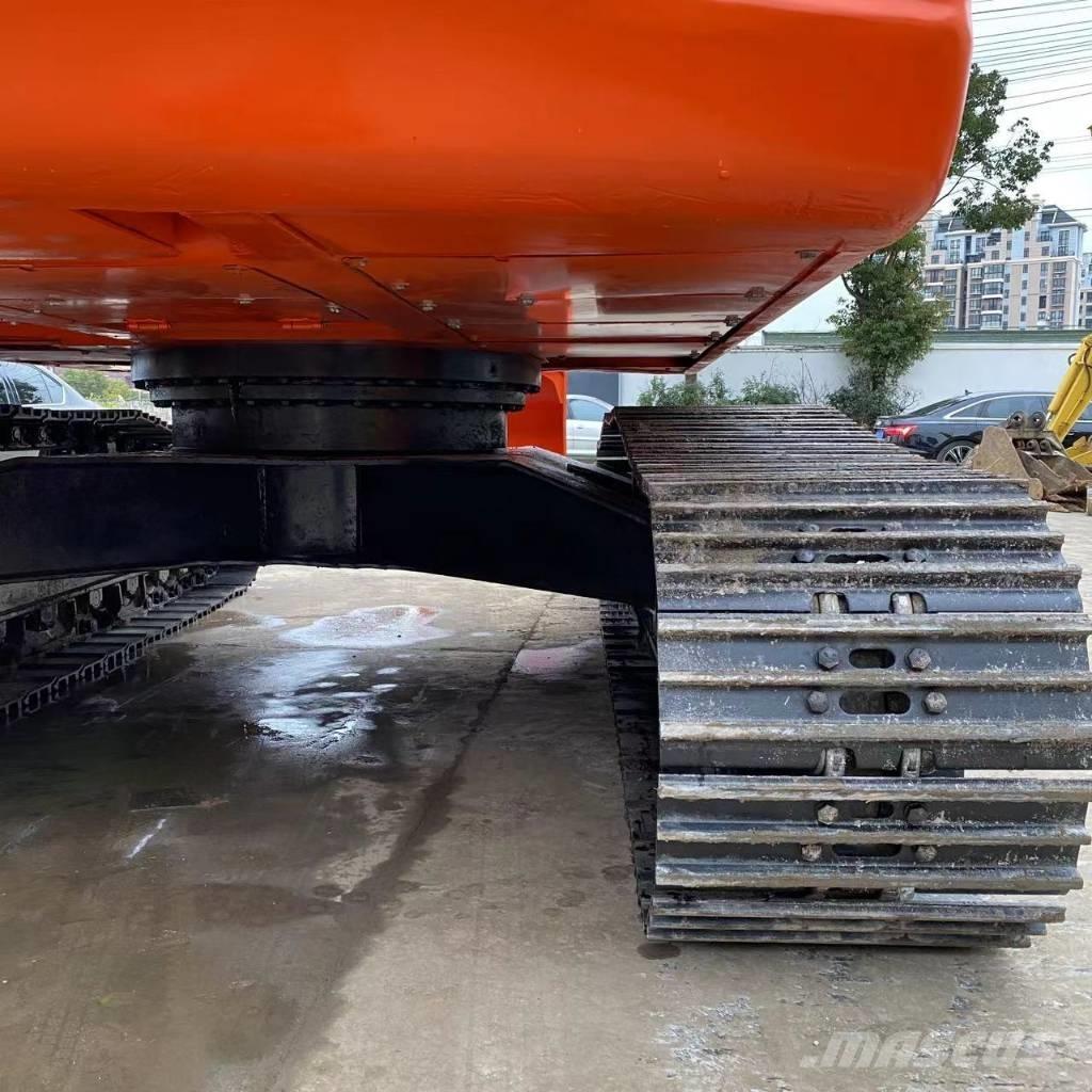 Doosan DX 225 LC حفارات زحافة