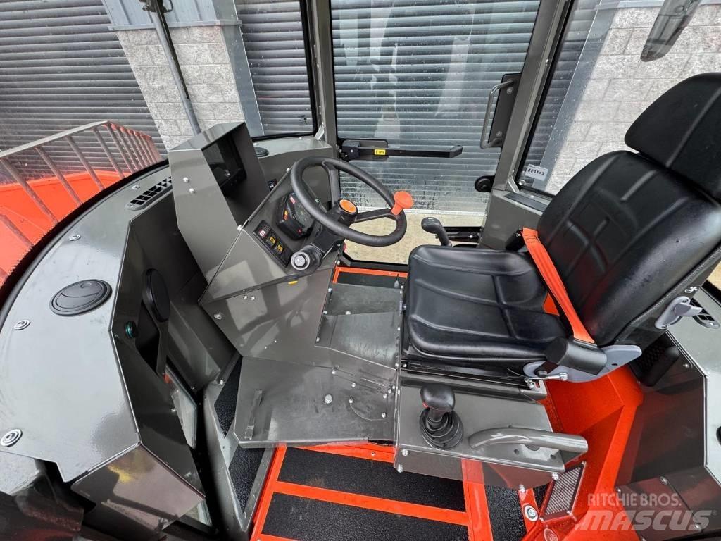 Ausa DR 601 AHG عربات نقل قلابة للمواقع