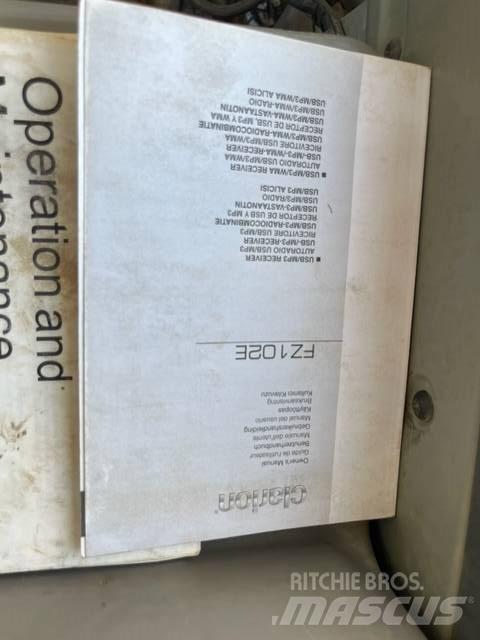 CAT 312 E حفارات زحافة